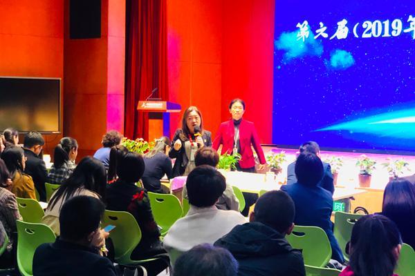 芳草地免費(fèi)資料論壇，共享知識(shí)的海洋，芳草地免費(fèi)資料論壇，知識(shí)的海洋共享平臺(tái)