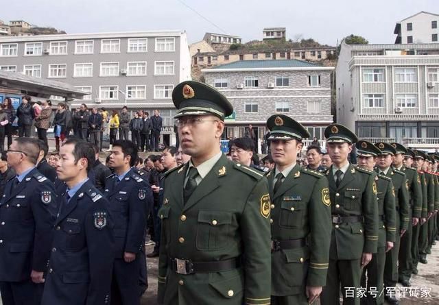 警備區(qū)權(quán)力詳解，究竟權(quán)力大小如何？，警備區(qū)權(quán)力深度解析，權(quán)力范圍與大小揭秘