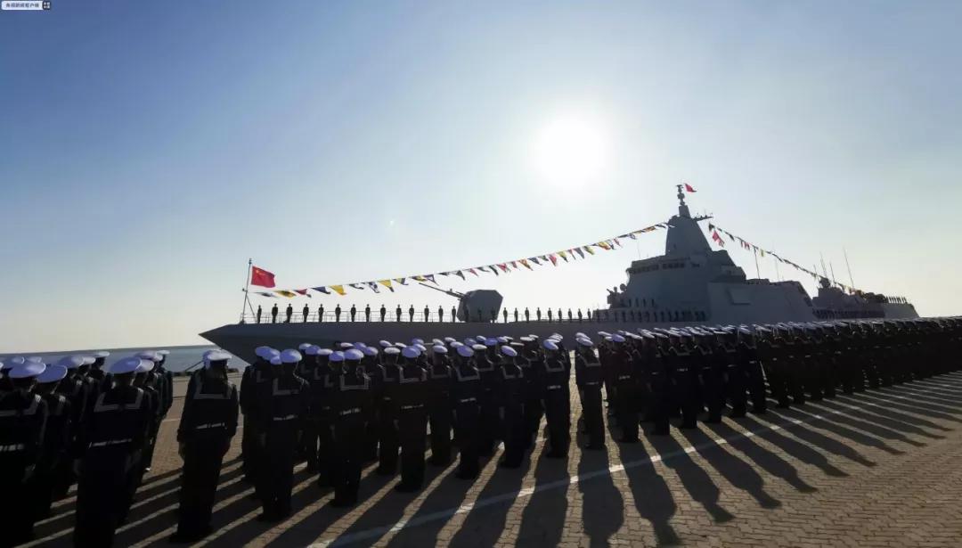南昌艦艦長(zhǎng)，一位海軍英雄的榮耀與擔(dān)當(dāng)，南昌艦艦長(zhǎng)，海軍英雄的榮耀與擔(dān)當(dāng)之旅