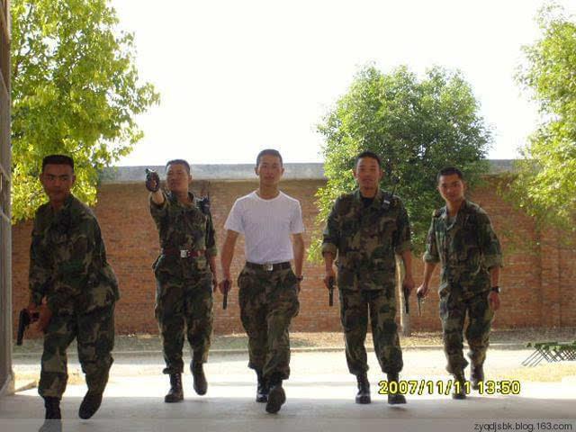 龍焱特種部隊(duì)大隊(duì)長(zhǎng)，英勇無畏的領(lǐng)袖與傳奇戰(zhàn)士的典范，龍焱特種部隊(duì)大隊(duì)長(zhǎng)，英勇無畏的領(lǐng)袖與戰(zhàn)士傳奇典范
