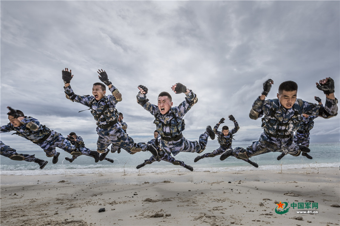 最新軍事圖片高清壁紙，展現(xiàn)現(xiàn)代軍事力量之美，現(xiàn)代軍事力量之美，高清壁紙軍事圖片展示