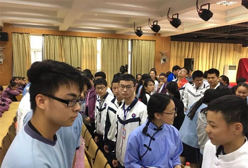 新澳門三中三6組免費公開——探索與解析，澳門三中三最新6組數(shù)據(jù)解析與探索，免費公開揭秘