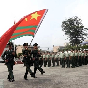 武警部隊軍旗，榮耀的象征與力量的體現(xiàn)，武警部隊軍旗，榮耀與力量的象征