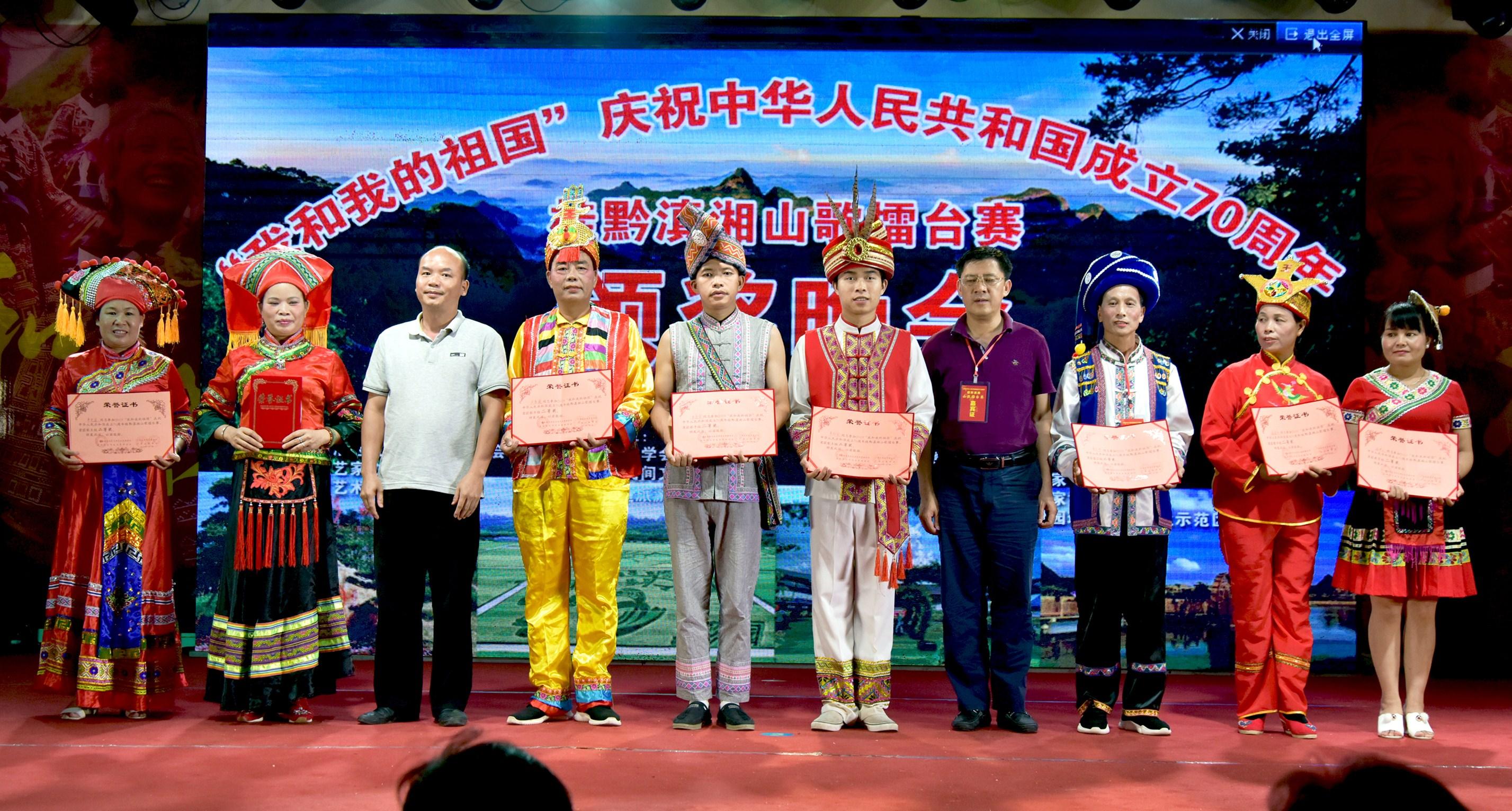 王中王免費(fèi)四肖選一肖，揭秘真相與策略，王中王免費(fèi)四肖選一肖，真相揭秘與策略探討