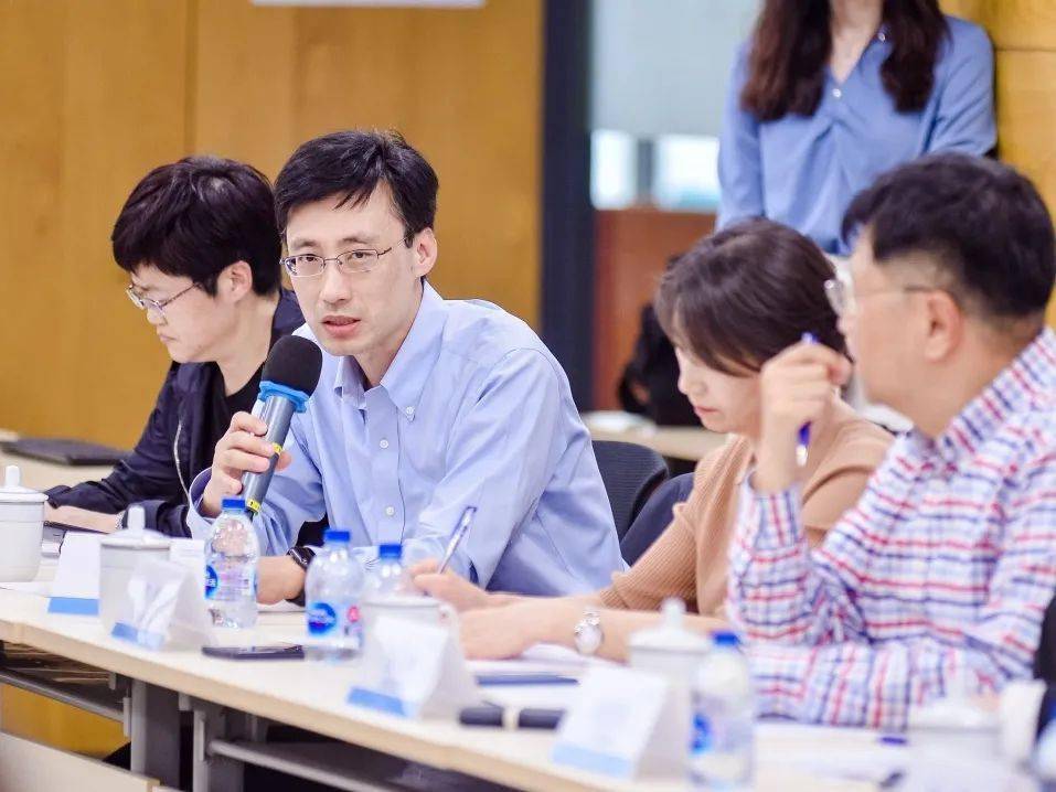 王中王一肖中持嗎？深度解析背后的故事與真相，揭秘王中王一肖背后的故事與真相，深度解析與真相探討
