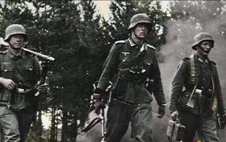 五大軍種與七大兵種，深度解析中國(guó)國(guó)防力量，深度解析中國(guó)國(guó)防力量，五大軍種與七大兵種概覽