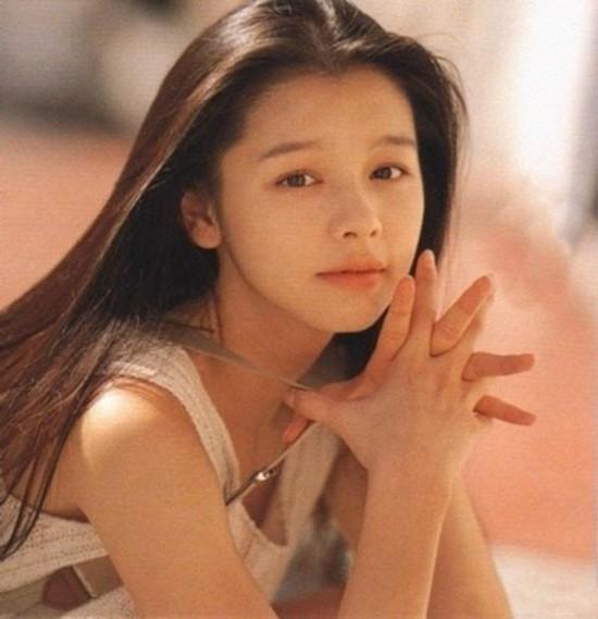 殲15與殲16戰(zhàn)斗機(jī)的區(qū)別，技術(shù)細(xì)節(jié)與性能對(duì)比，殲15與殲16戰(zhàn)斗機(jī)技術(shù)細(xì)節(jié)與性能對(duì)比解析