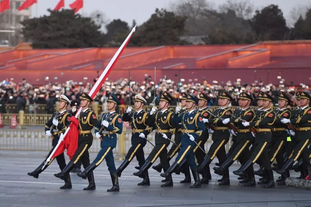 三軍儀仗隊圖片，展現(xiàn)榮耀與力量的壯麗畫卷，三軍儀仗隊壯麗圖片展示，榮耀與力量的完美融合
