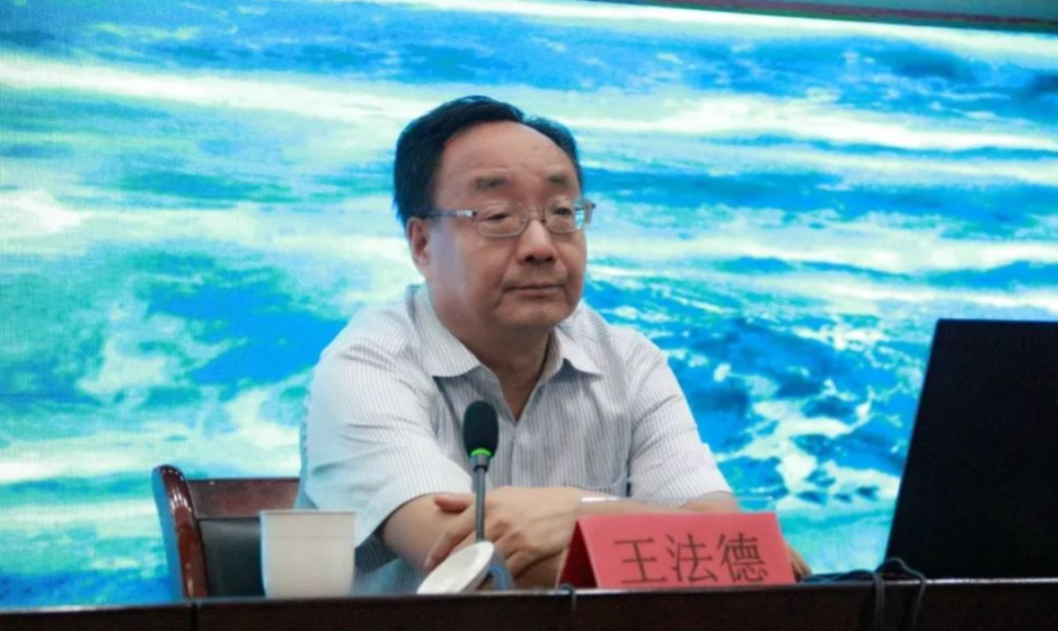 第一九期一肖王中王準(zhǔn)，揭秘精準(zhǔn)預(yù)測(cè)背后的秘密，揭秘精準(zhǔn)預(yù)測(cè)背后的秘密，第一九期一肖王中王準(zhǔn)預(yù)測(cè)揭秘