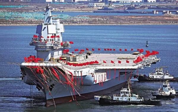 中國第一艘航空母艦，揭秘遼寧艦的輝煌歷程與重大意義，遼寧艦揭秘，中國航空母艦的輝煌歷程與重大意義