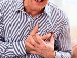 年輕人偶爾心絞痛正常嗎？解讀背后的原因與應(yīng)對之道，年輕人偶發(fā)心絞痛是否正常？解讀原因與應(yīng)對策略