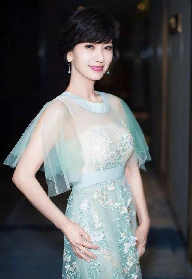 趙雅芝身高，優(yōu)雅永不止于表象，趙雅芝身高，優(yōu)雅氣質(zhì)超越表象的傳奇女性
