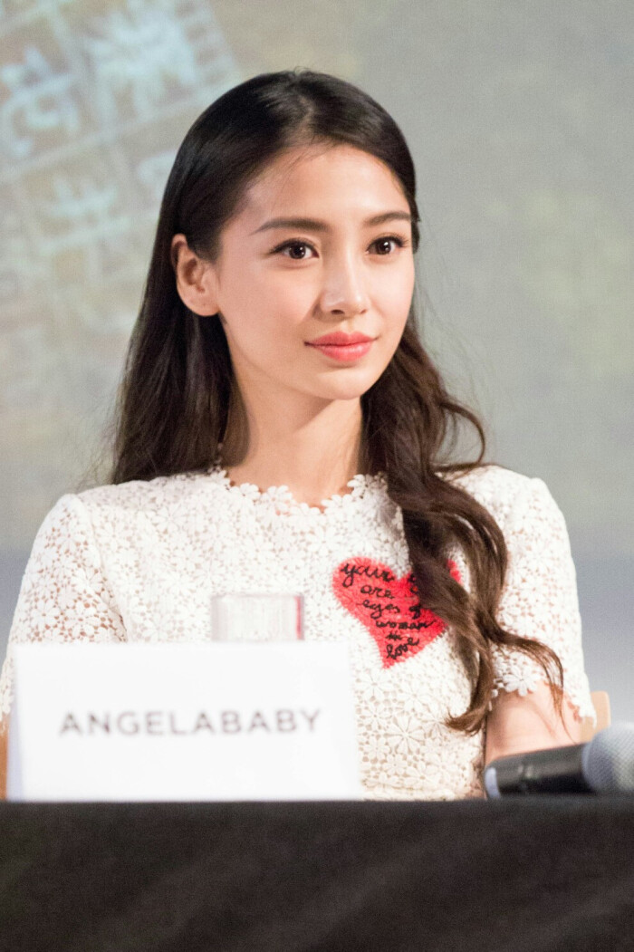 楊穎簡介個人簡歷，楊穎個人簡歷簡介