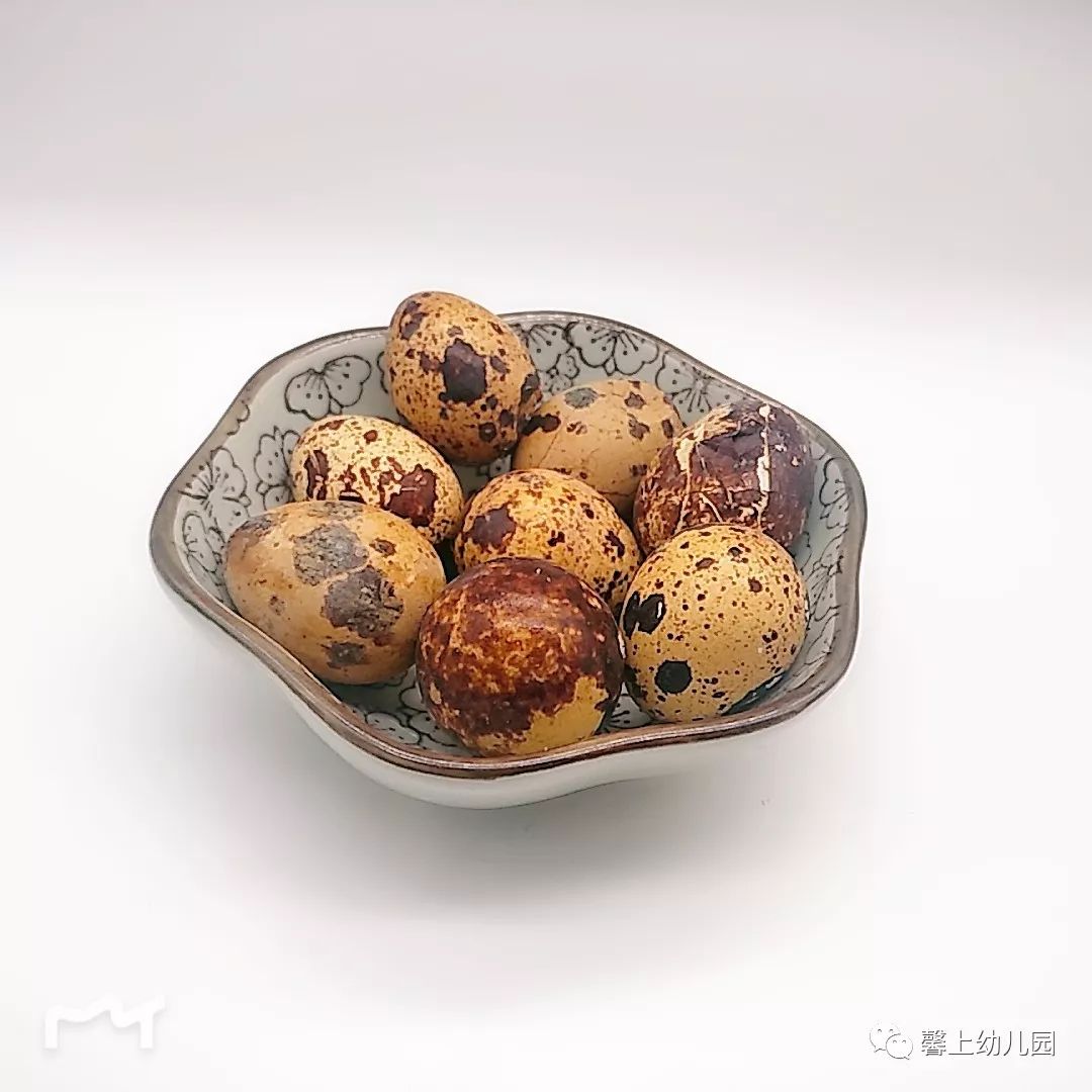 關(guān)于十個(gè)月寶寶的健康成長(zhǎng)，一日三餐食譜指南，十個(gè)月寶寶的健康成長(zhǎng)，一日三餐食譜指南