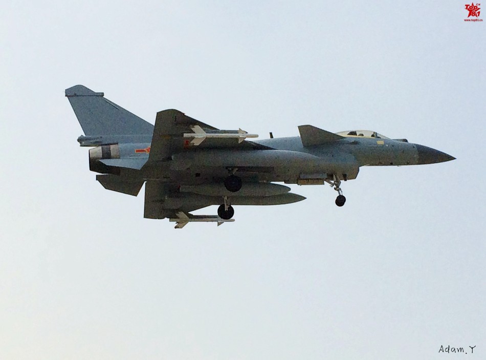 殲10戰(zhàn)斗機(jī)的詳細(xì)介紹，殲10戰(zhàn)斗機(jī)深度解析